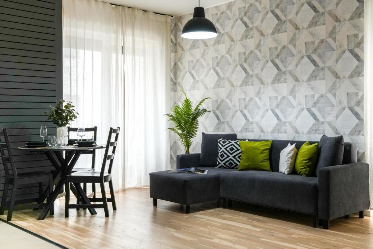 Sara - Stylish Apt with Balcony near Piata Obor - Housity