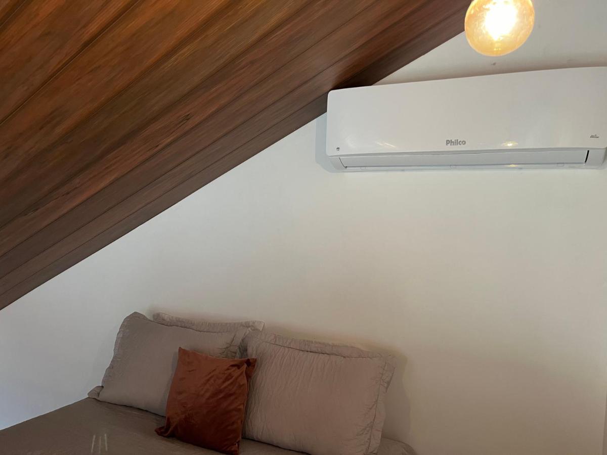 Villa Suíça, Chalé Mezanino - Housity