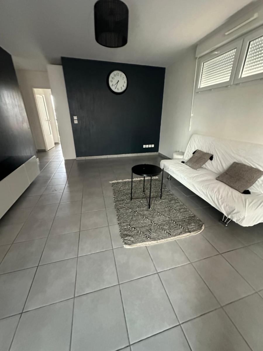 Superbe appartement avec terrasse - Housity
