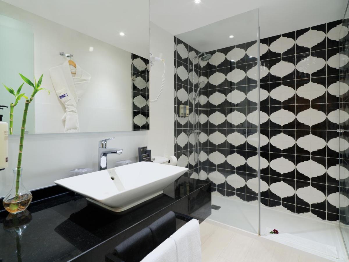 Un baño de H10 Gran Tinerfe - Adults Only