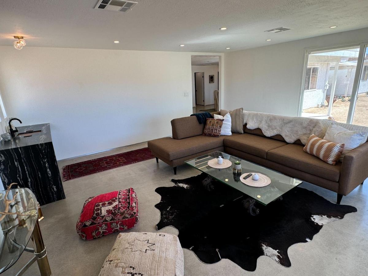 The Castle House Estate - Housity