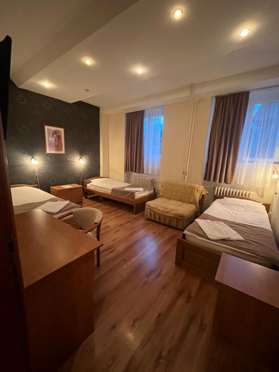 Hotel Dulovic - Housity