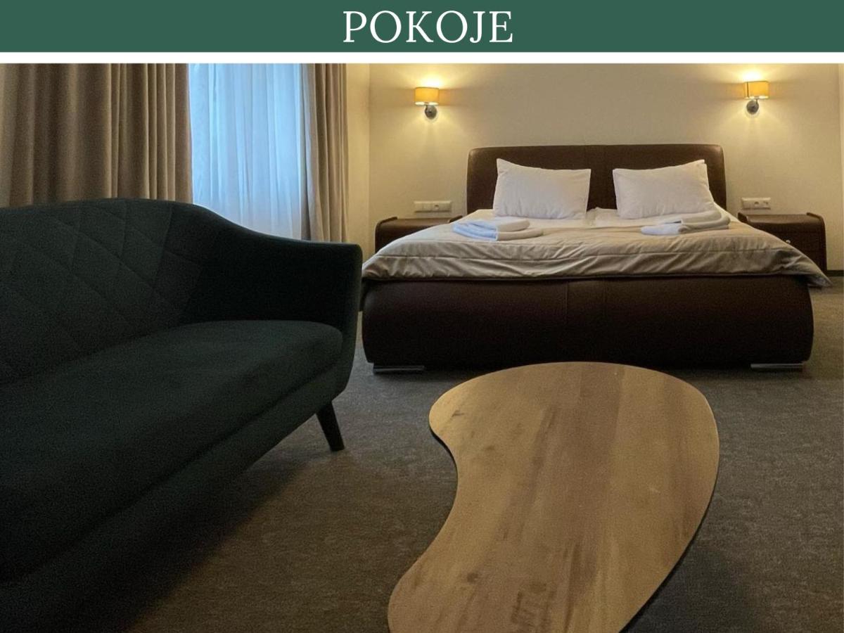 Hotel RED - Housity