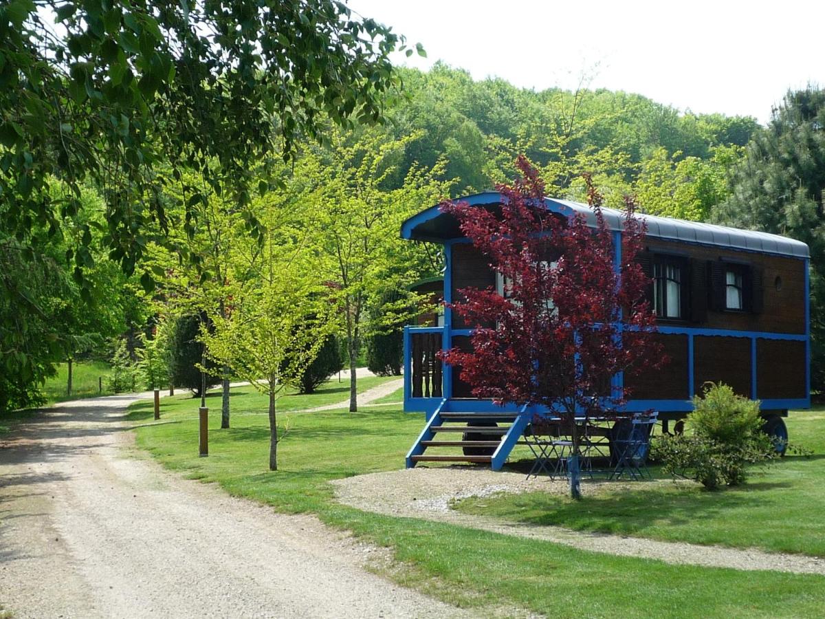 Le Village des Monédières - Housity