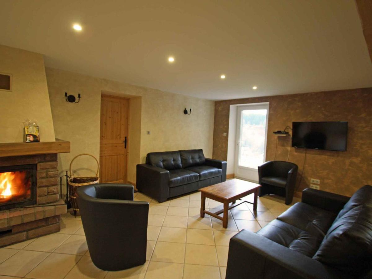 Grande maison avec cheminée, proche nature, idéale pour familles et amis, animaux admis. - FR-1-589-229 - Housity