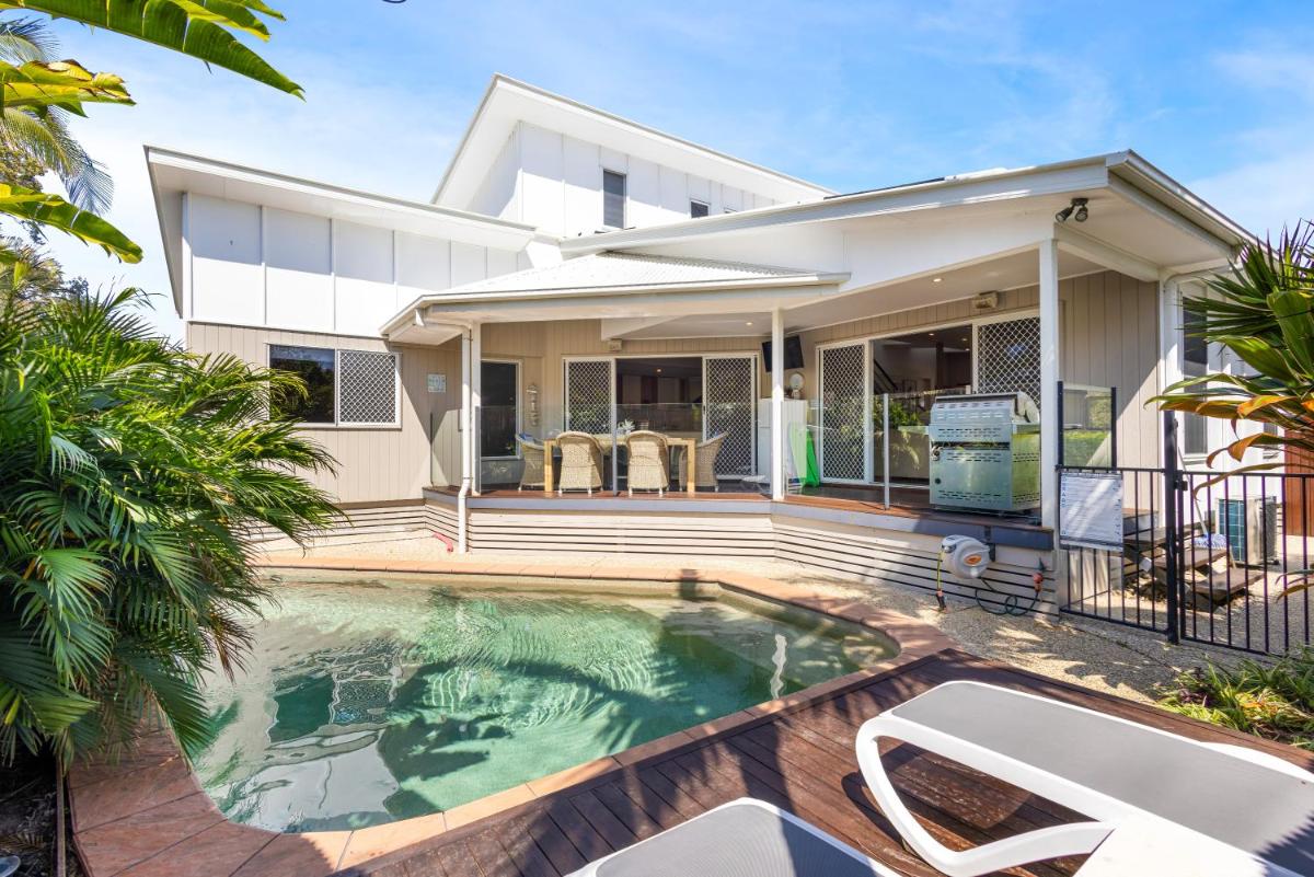 Beecheyana North - Beach Villa with heated pool - Housity