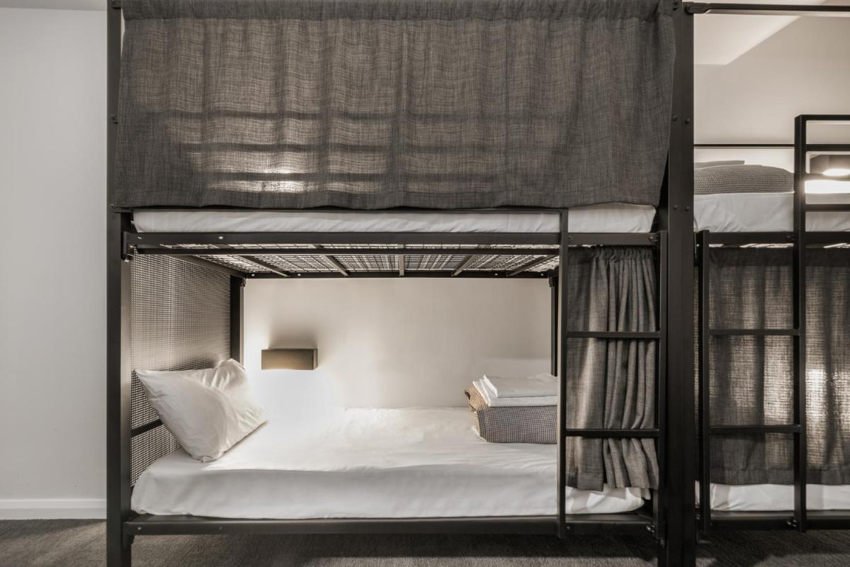 YHA Sydney Central - Housity