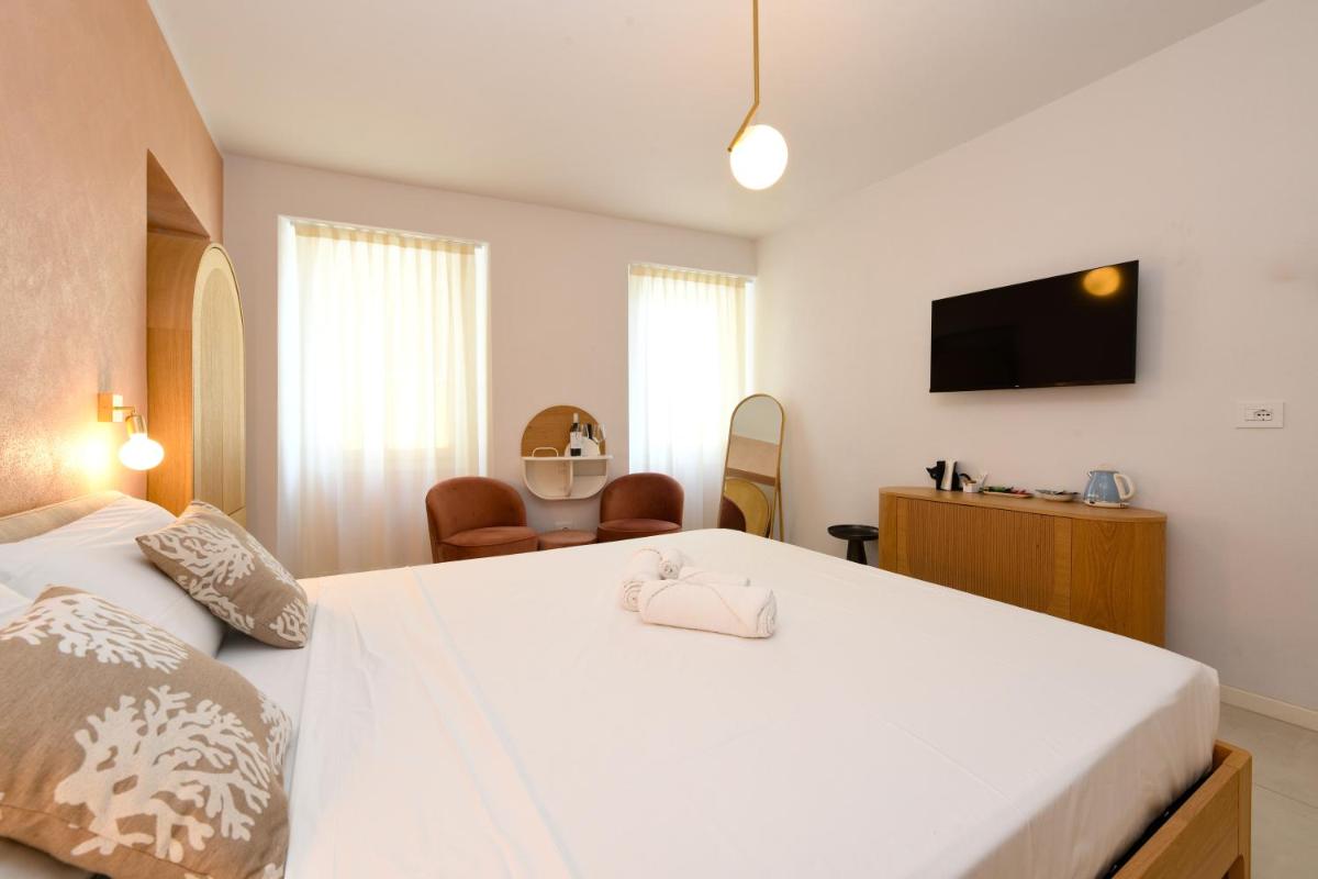 Locanda Carolina Callas Sirmione - Housity