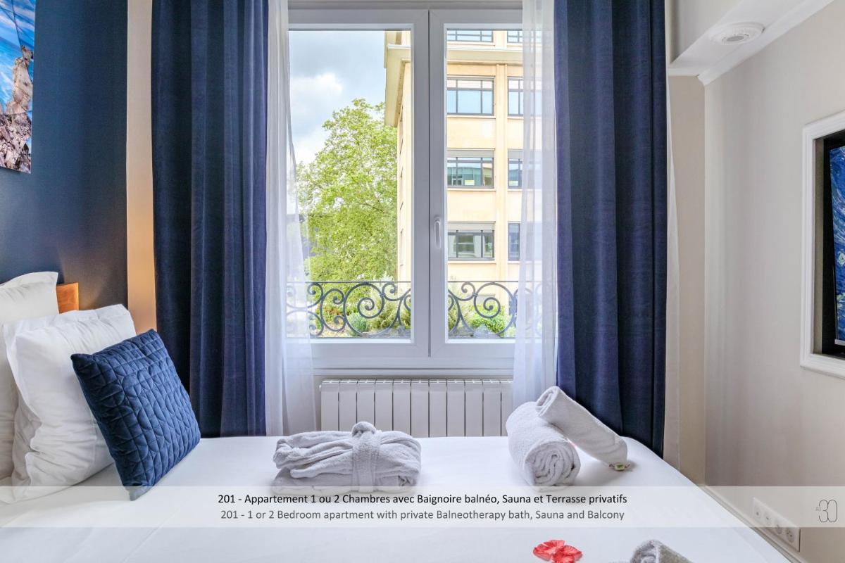 Un ou plusieurs lits dans un hébergement de l'établissement Au 30 Lille Centre Grand Palais
