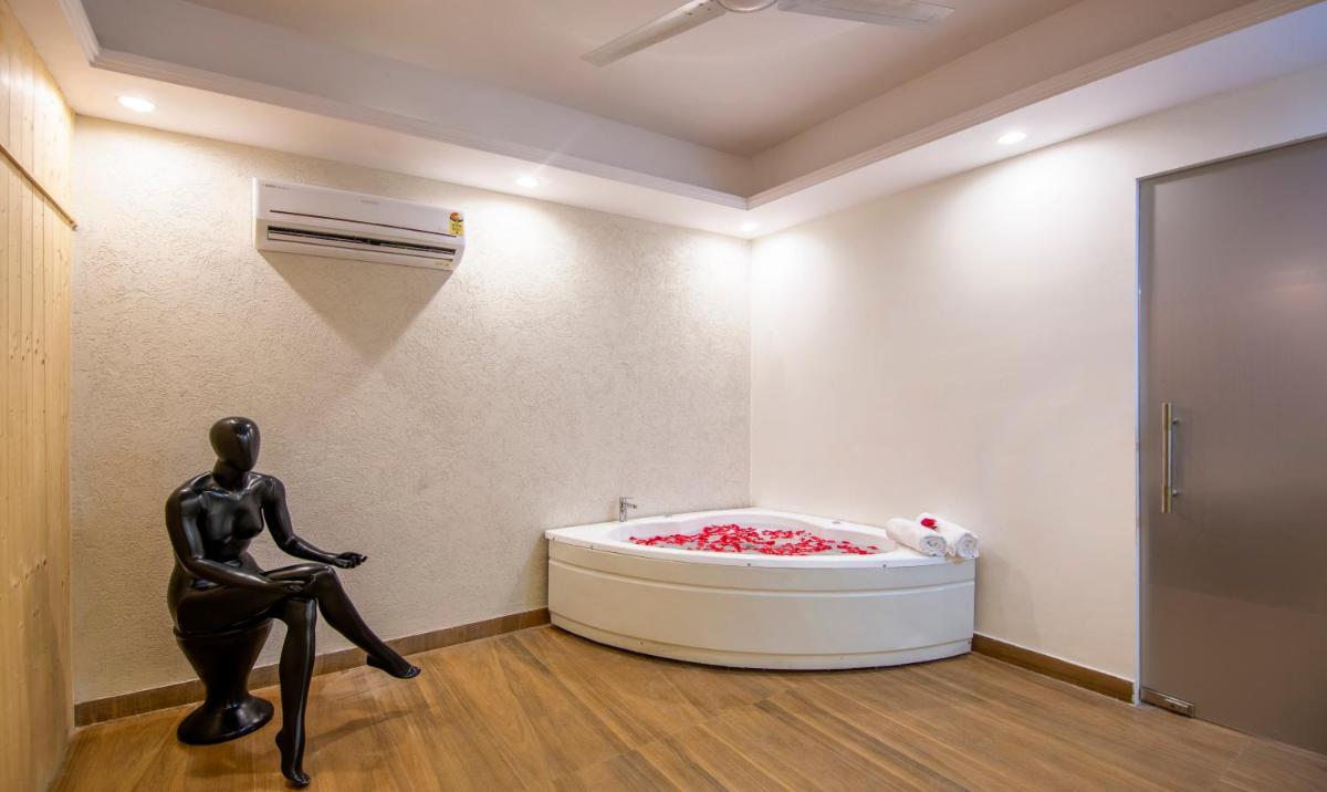 Embassy Inn - Sector 143 Noida - Housity