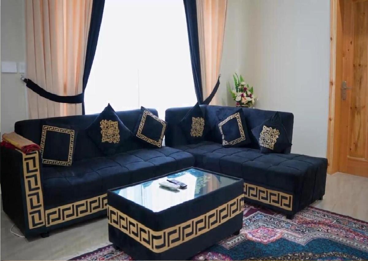 Family Majestic Lodges Guest House - Housity