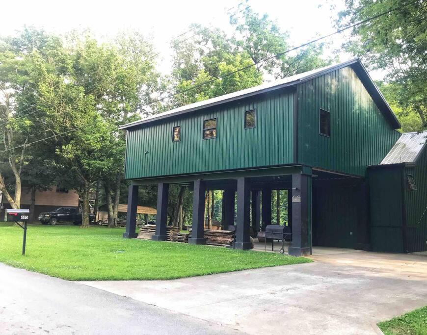 Highbridge River Cabin - Housity