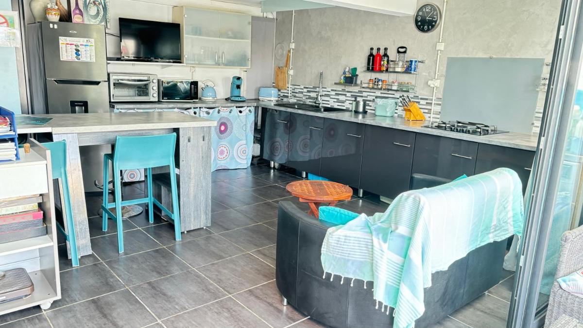 Plumeria holidays - Housity