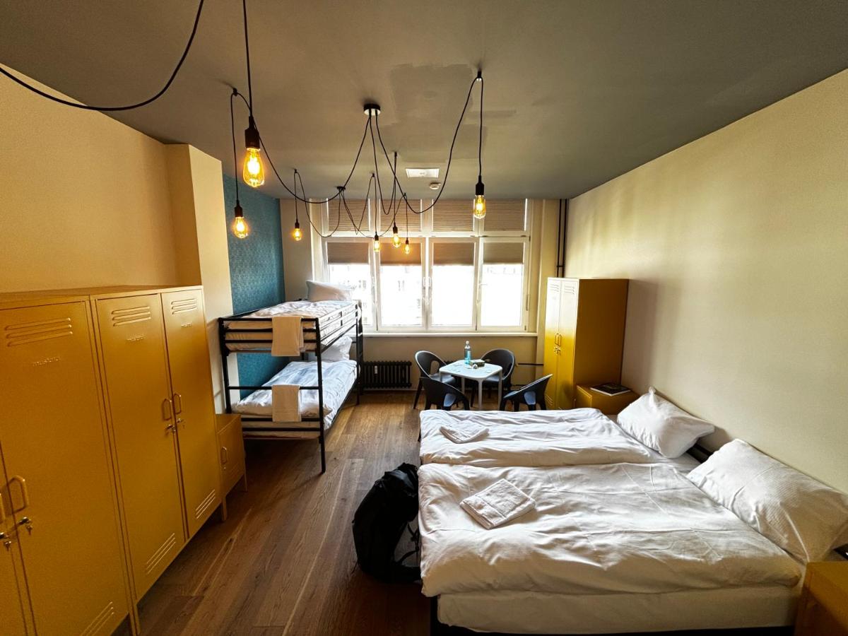 Coffee Inn Hostel Berlin - Housity