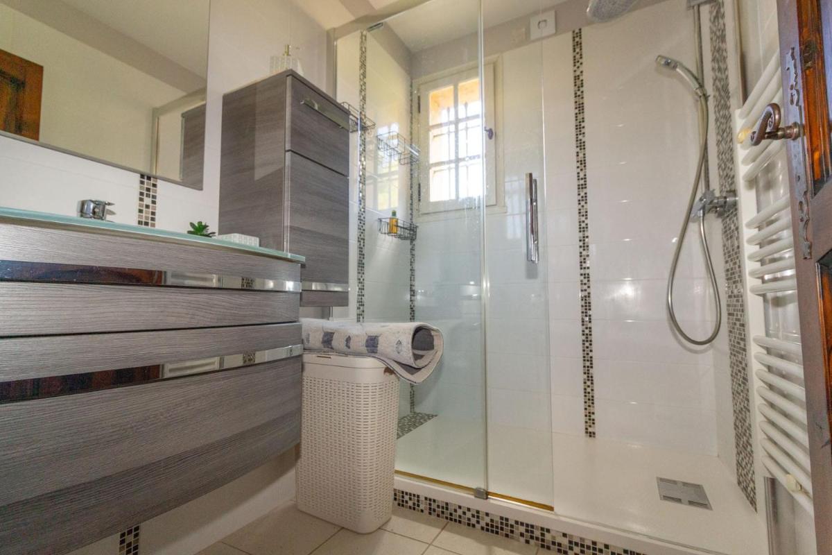Villa Ceyreste - Housity