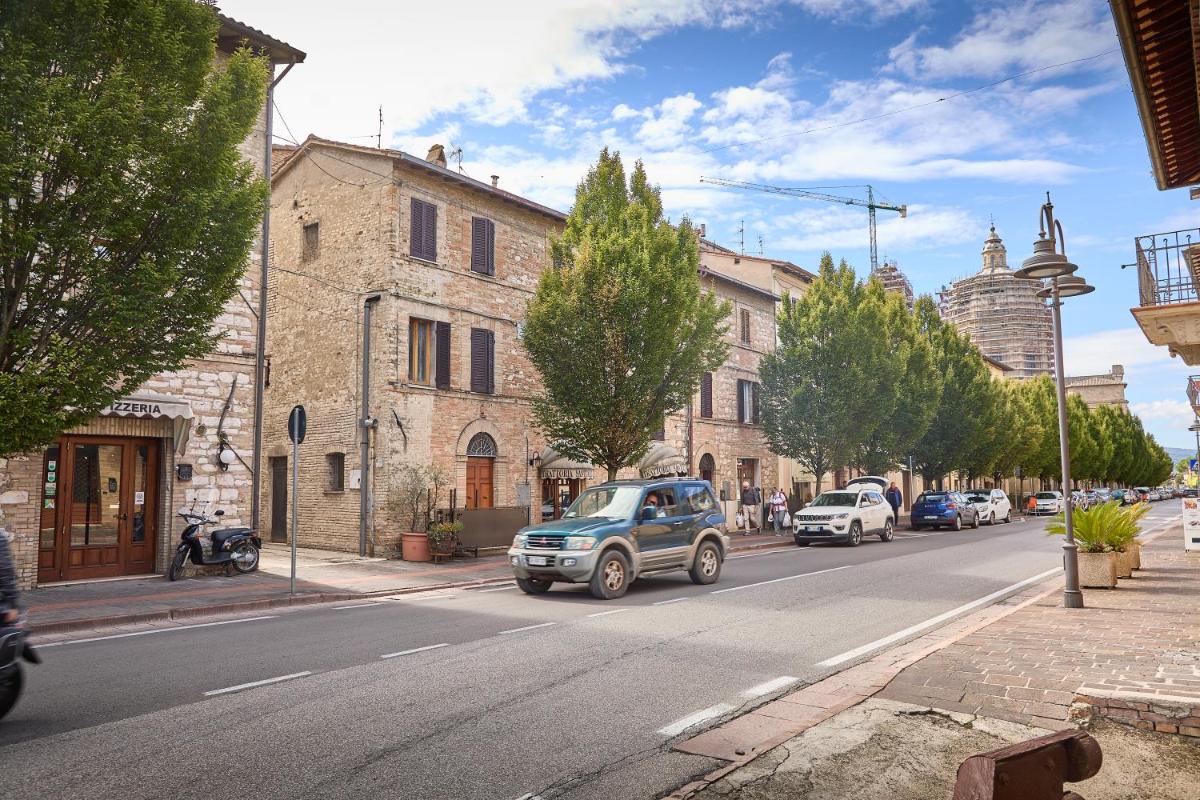 Sottoassisi - Guest House - Housity