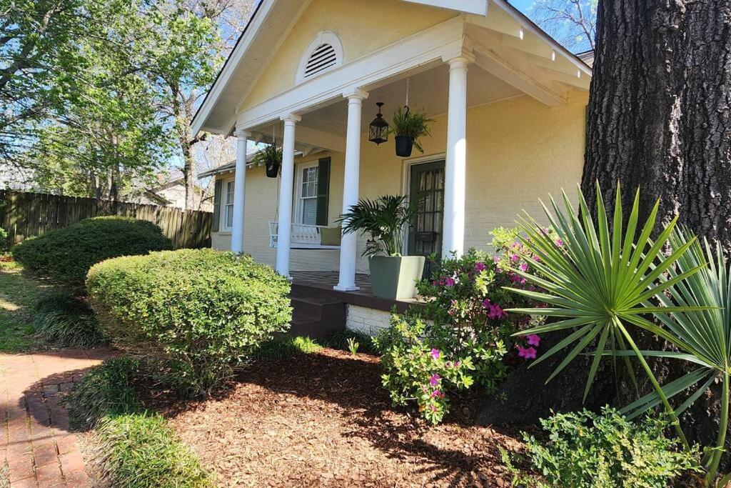 Historic Idlewild Cottage - Housity