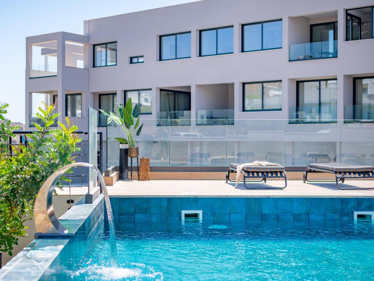 Sanders River Plaza - Housity