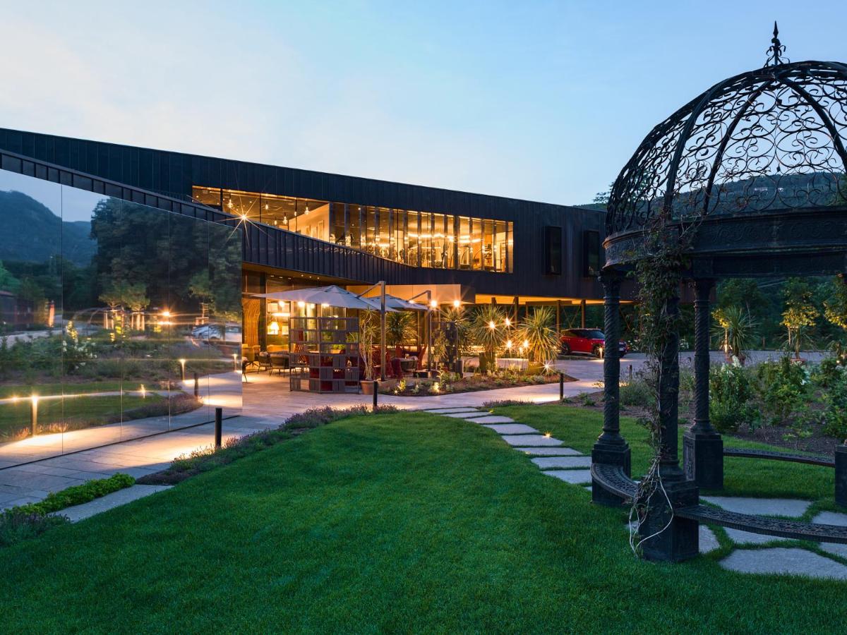 Manna Resort - Housity