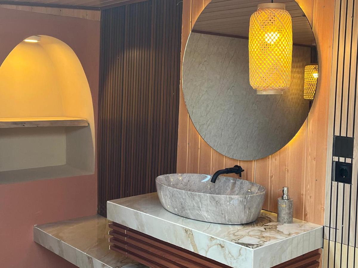 Ubud Hidden Villa Yone village - Housity