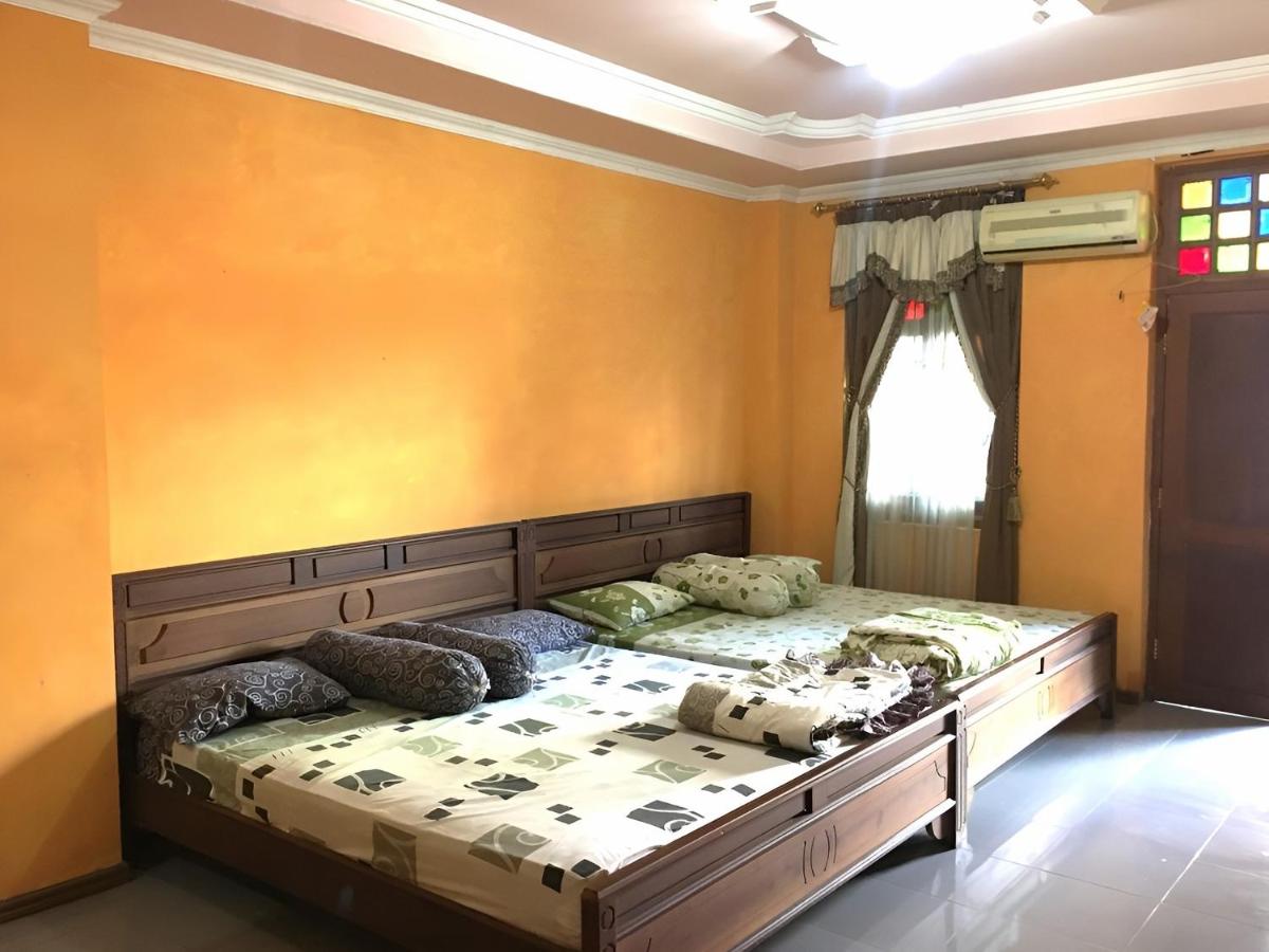 Hotel Alami near Alun-Alun Klaten - Housity