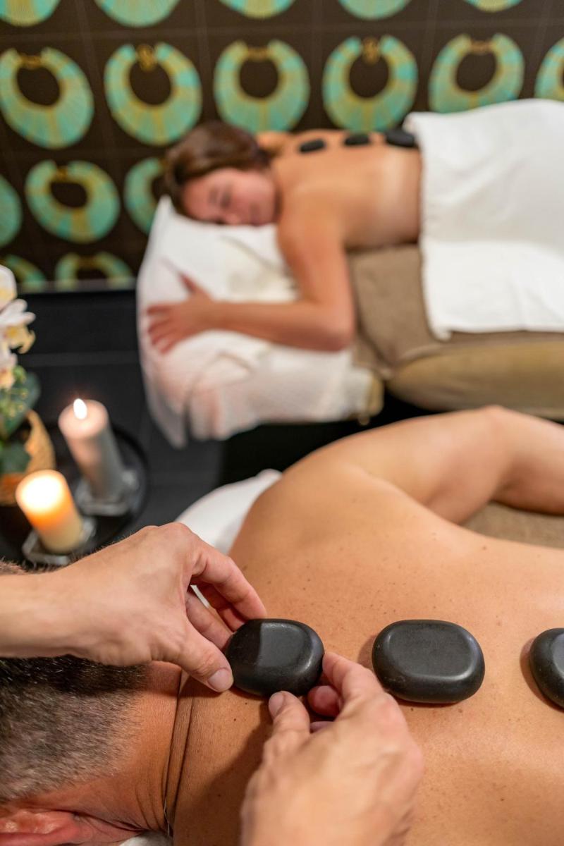 Spa ou équipements de bien-être de l'établissement Hôtel Villa La Florangerie - SPA & Piscine