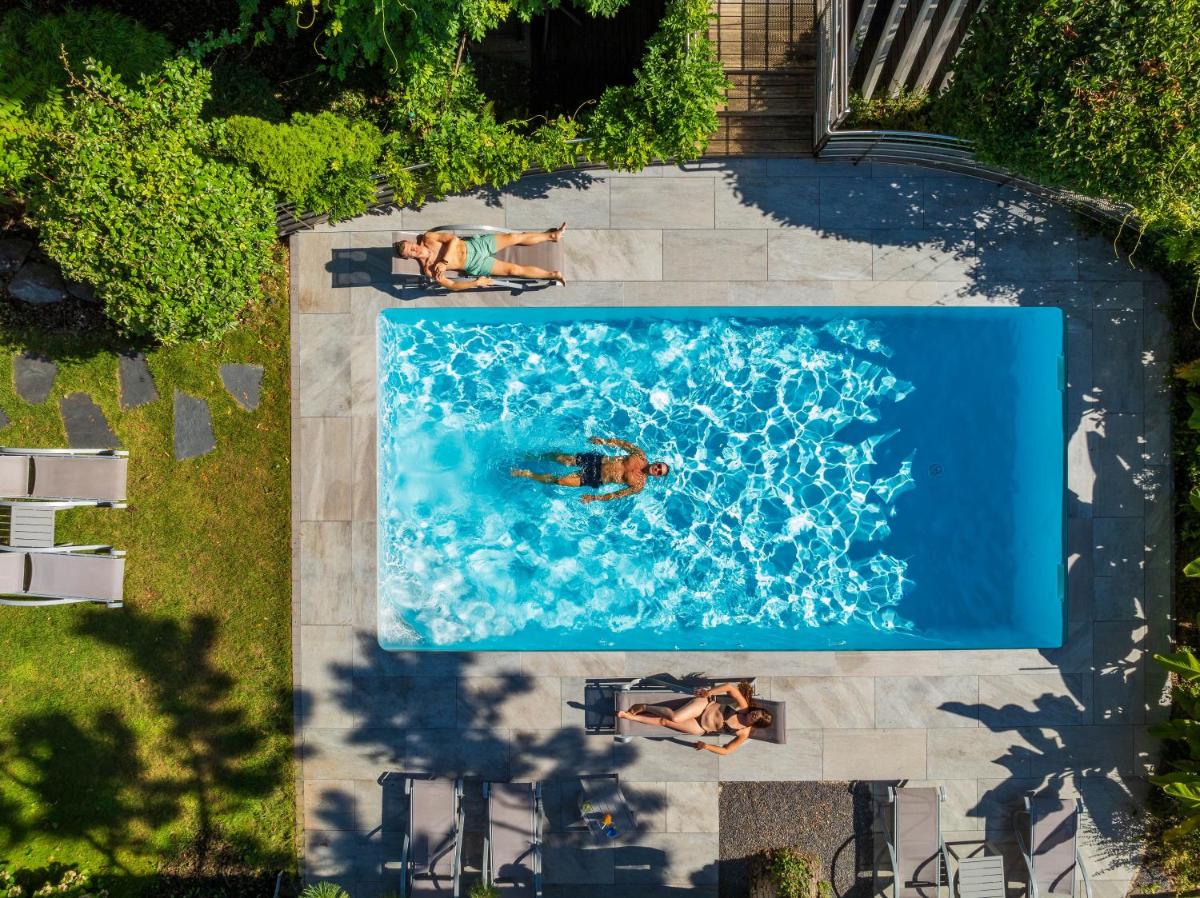 Piscine de l'établissement Hôtel Villa La Florangerie - SPA & Piscine ou située à proximité
