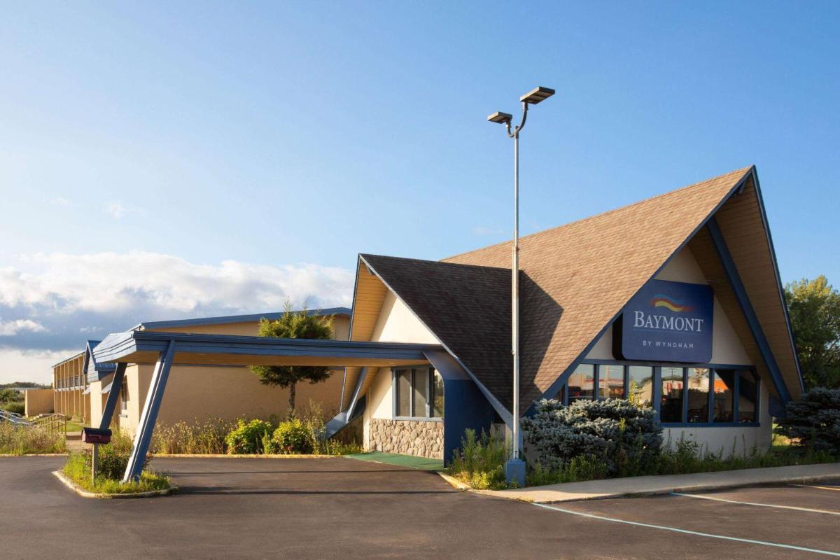 Baymont by Wyndham Bay City - Housity