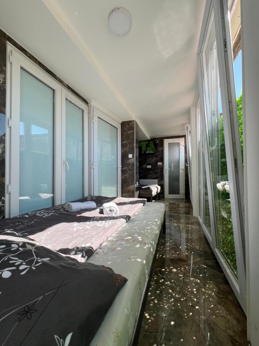 Berić Rooms - Housity