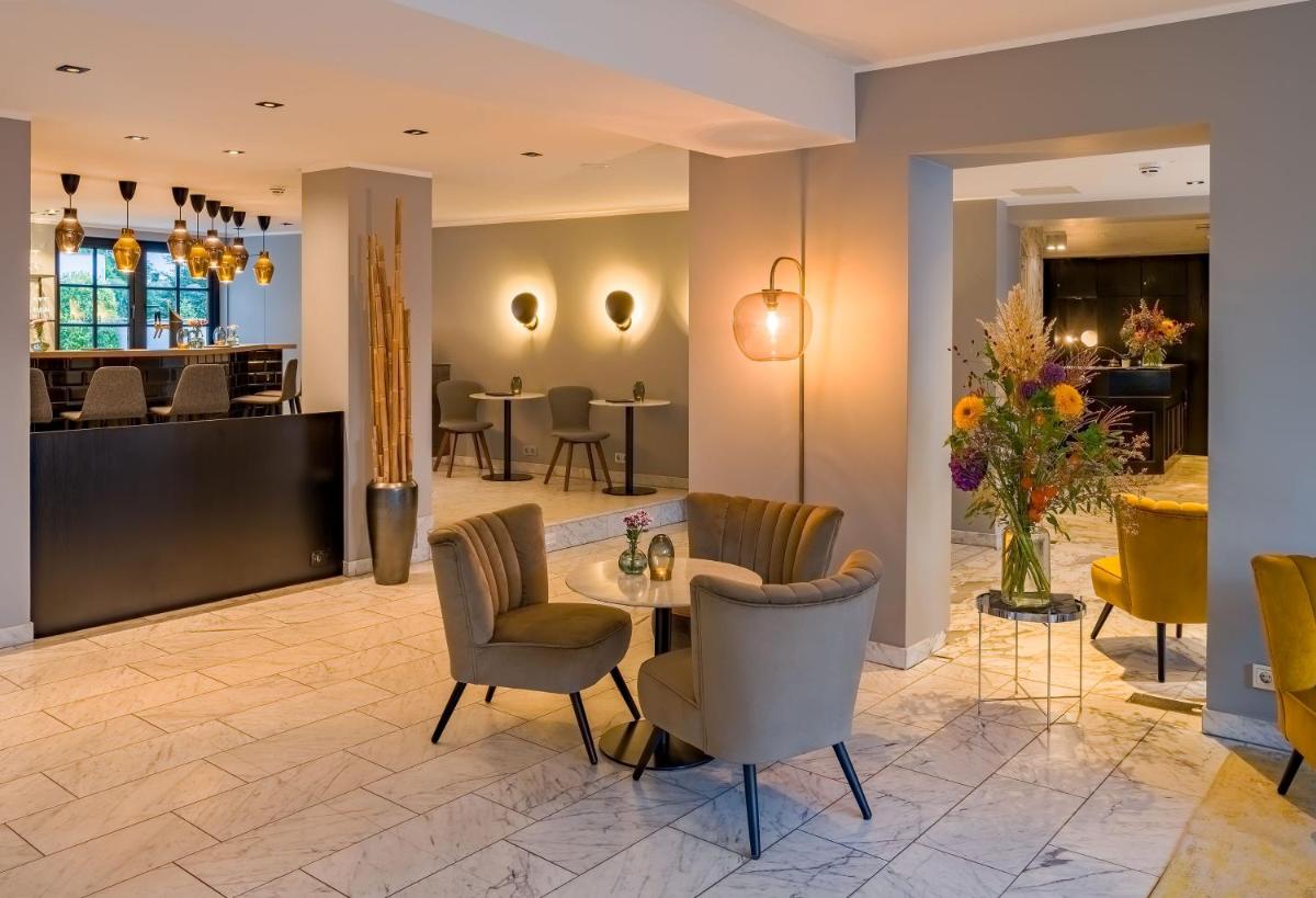 rugs HOTEL Köln - Housity