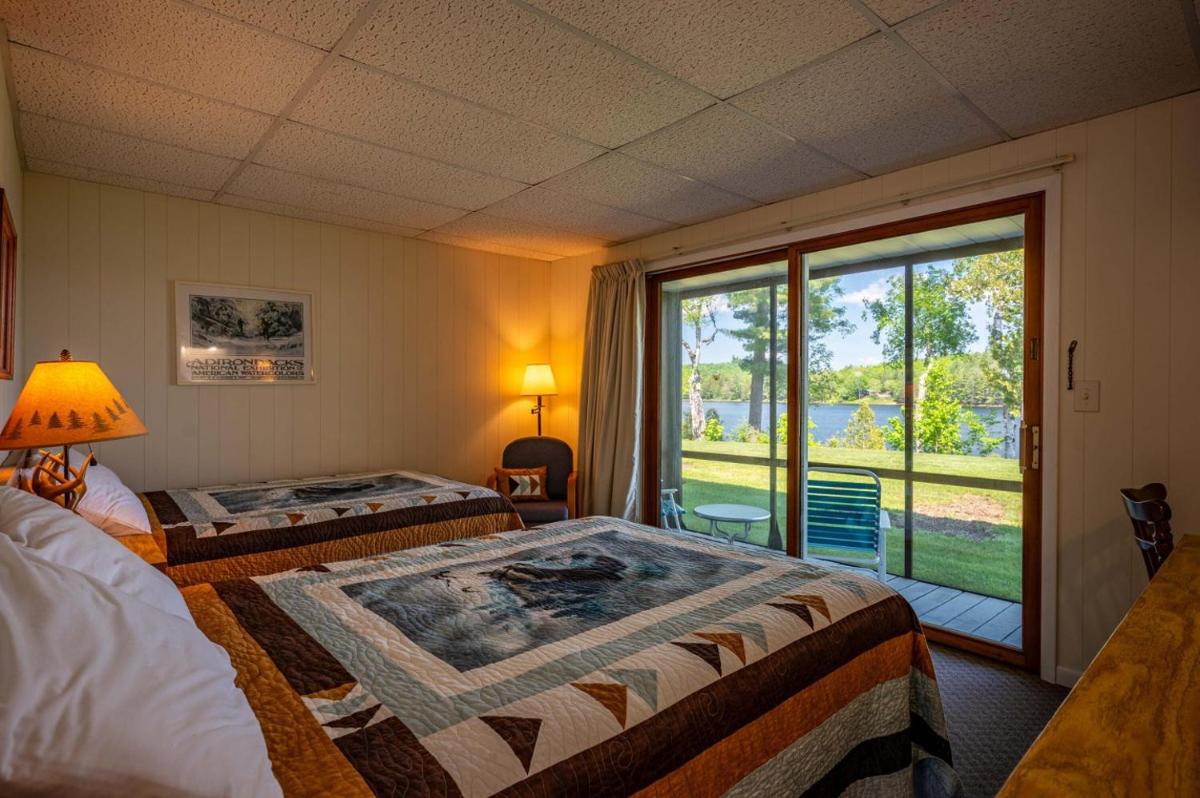 Sandy Point Motel - Housity