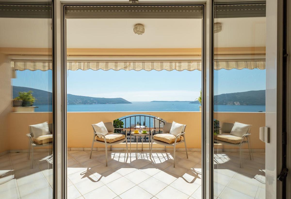 What a view! Apartment Herceg Novi - Hizvo