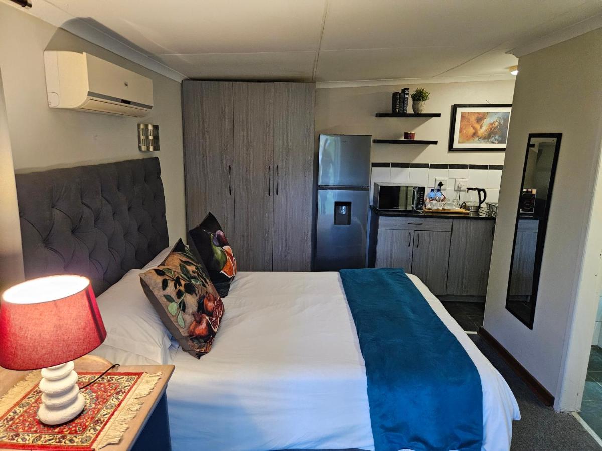 De Witt'e Guest House - Housity