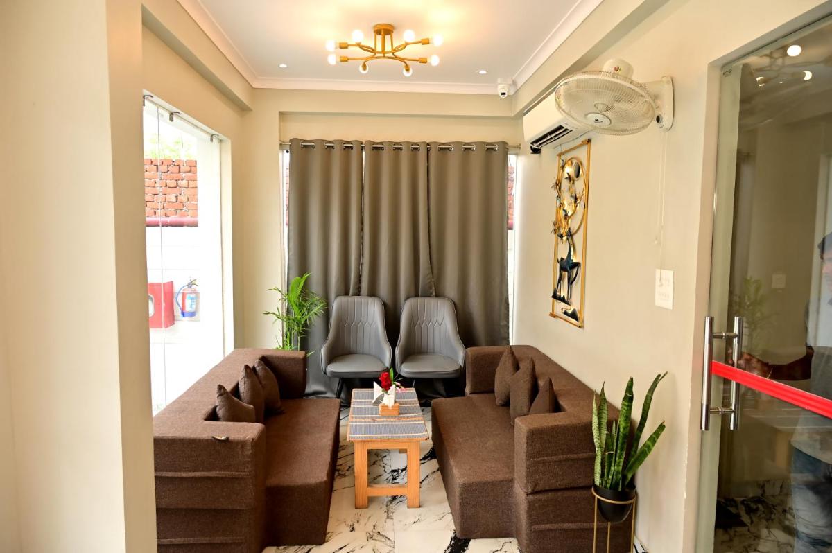 Stay Inn Kaashvi (A unit of Admire India Tourism Pvt. Ltd.) - Housity