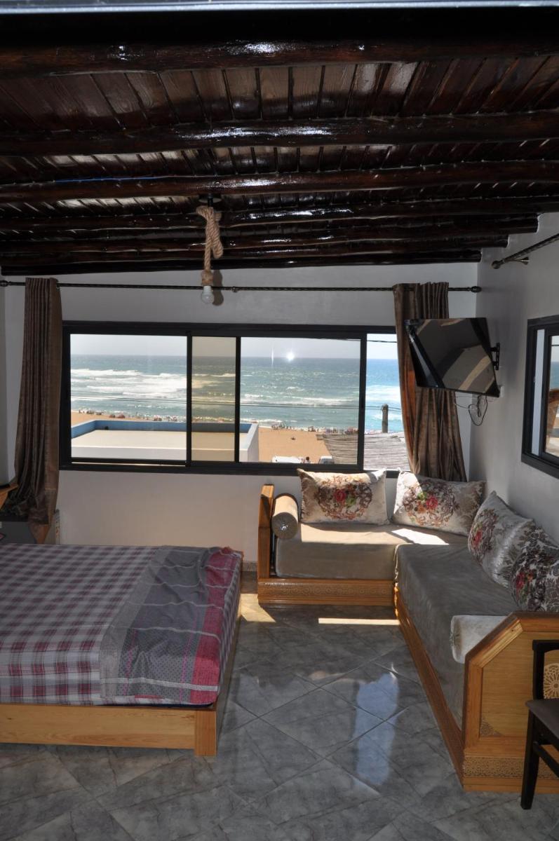 KABANO BEACH AUBERGE CAFE RESTAURANT - Housity
