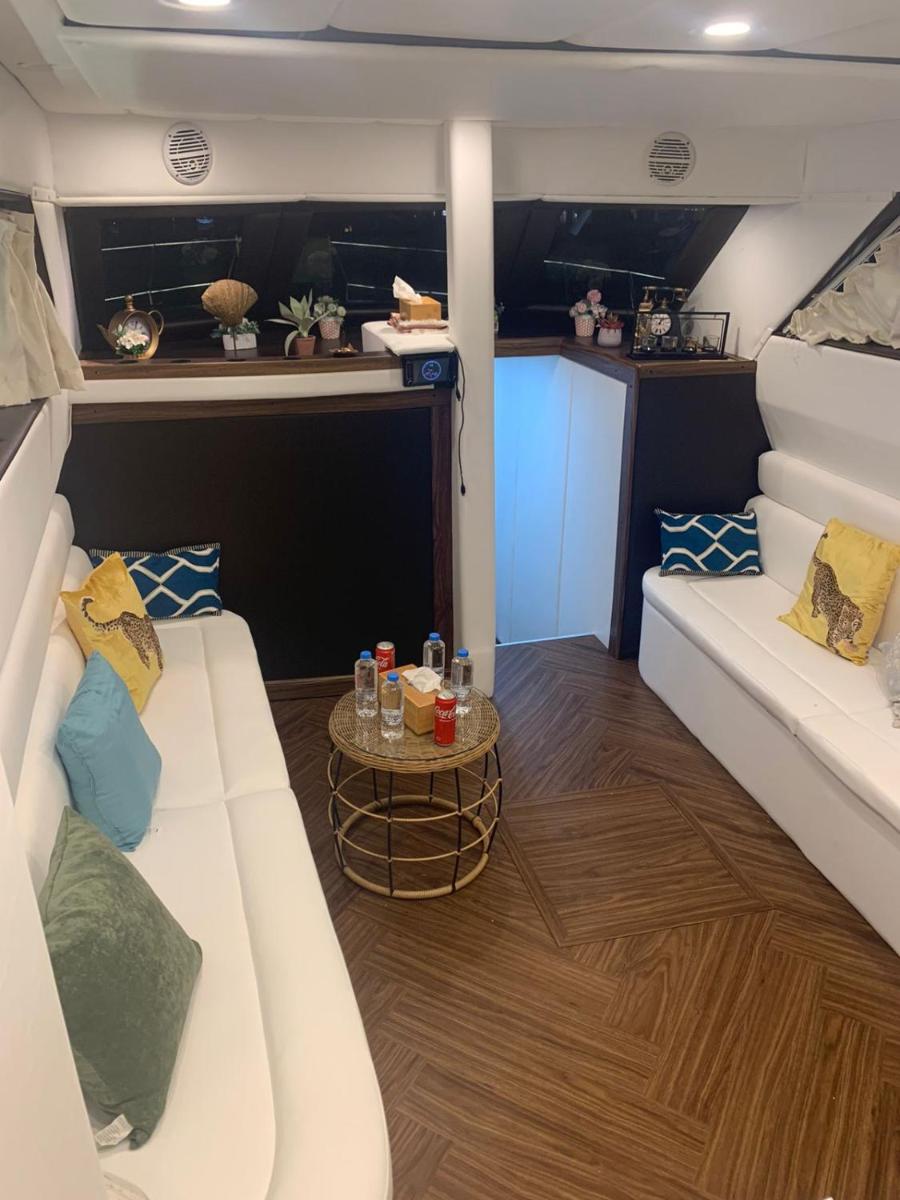 Suitetrails - BOOK BOAT Yacht