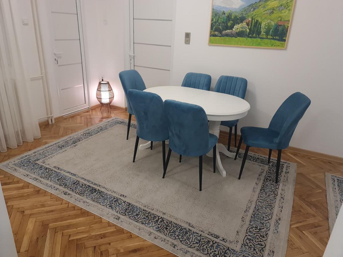 Turquoise Apartment - Hizvo