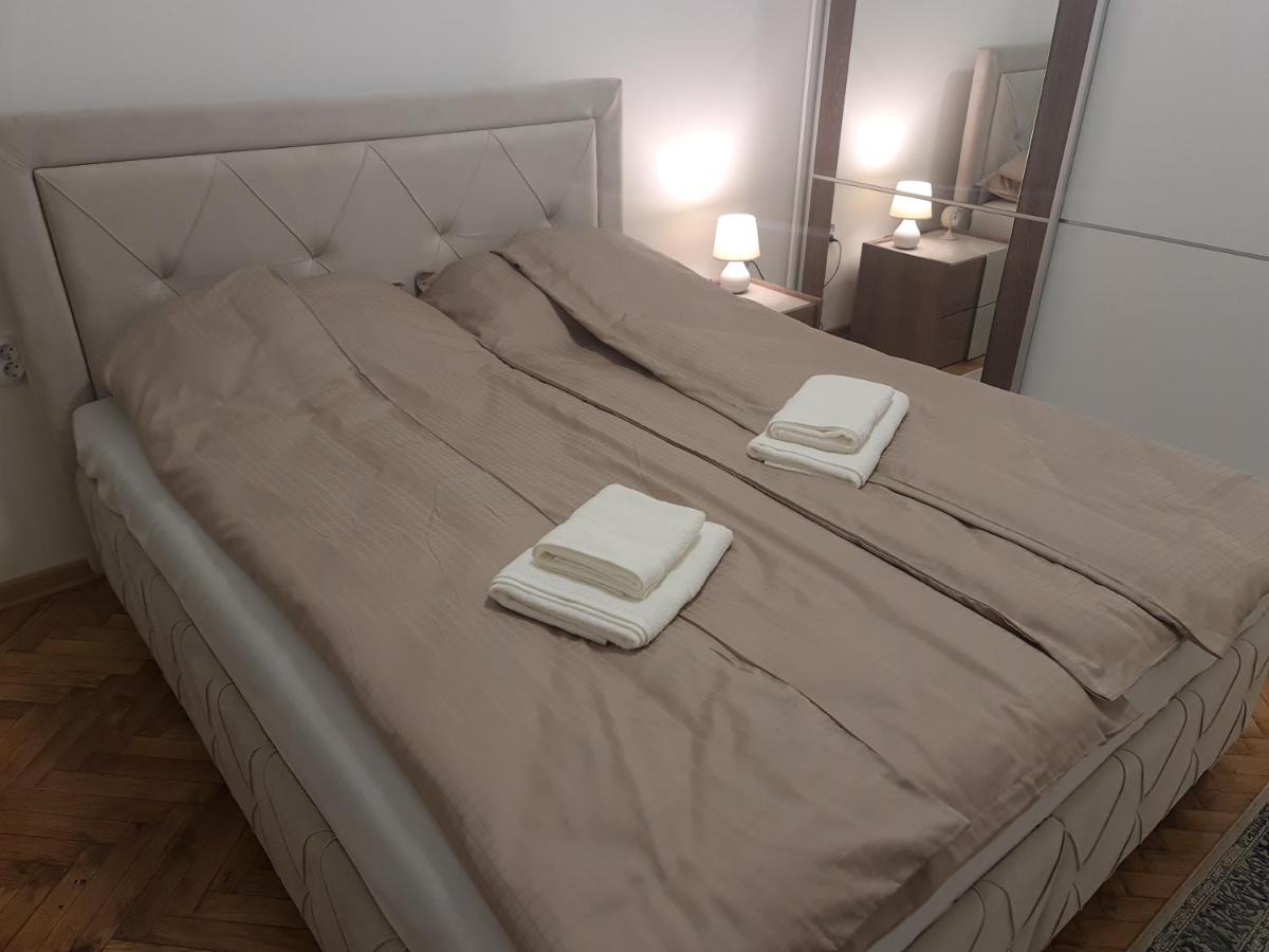 Turquoise Apartment - Hizvo