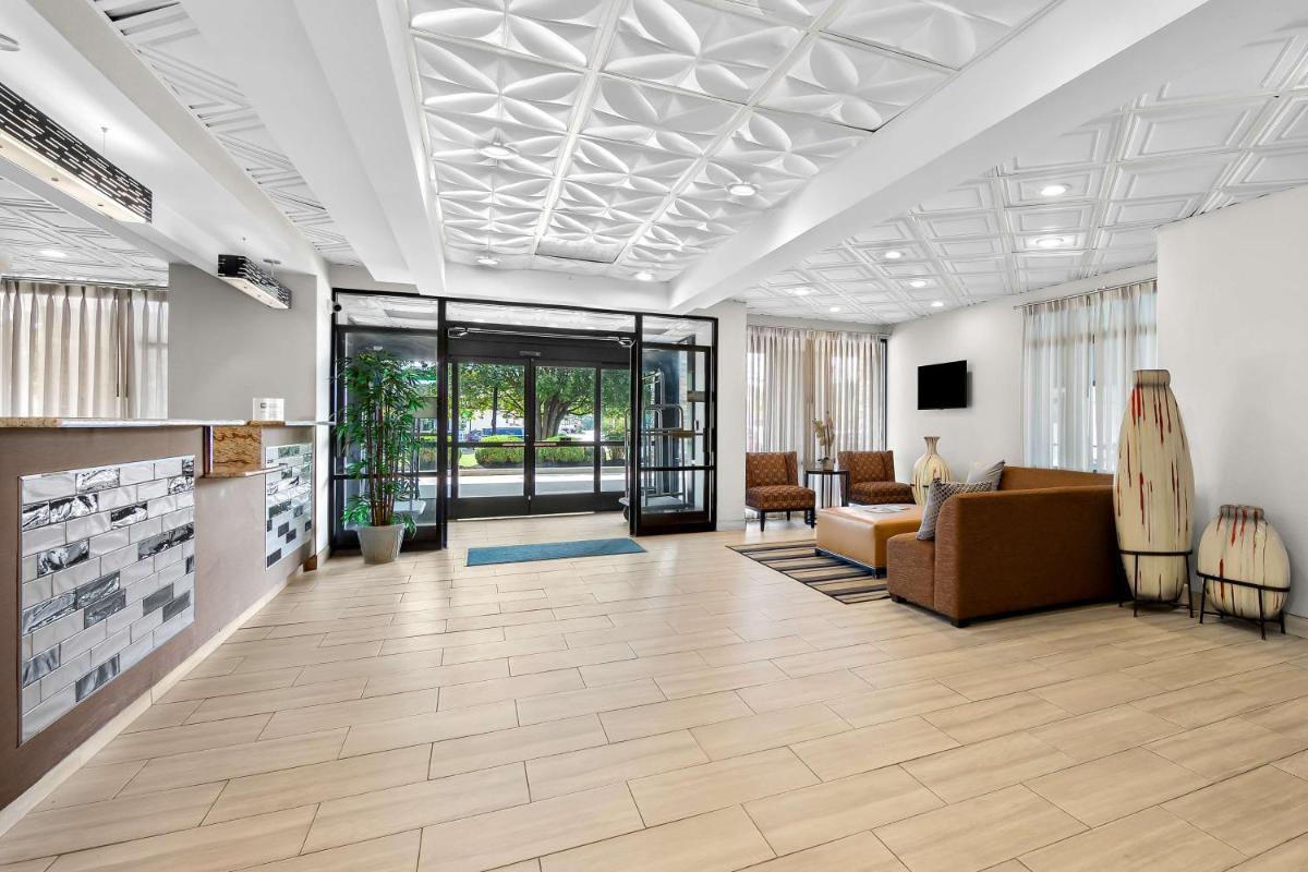 Best Western Knoxville Suites - Downtown - Housity