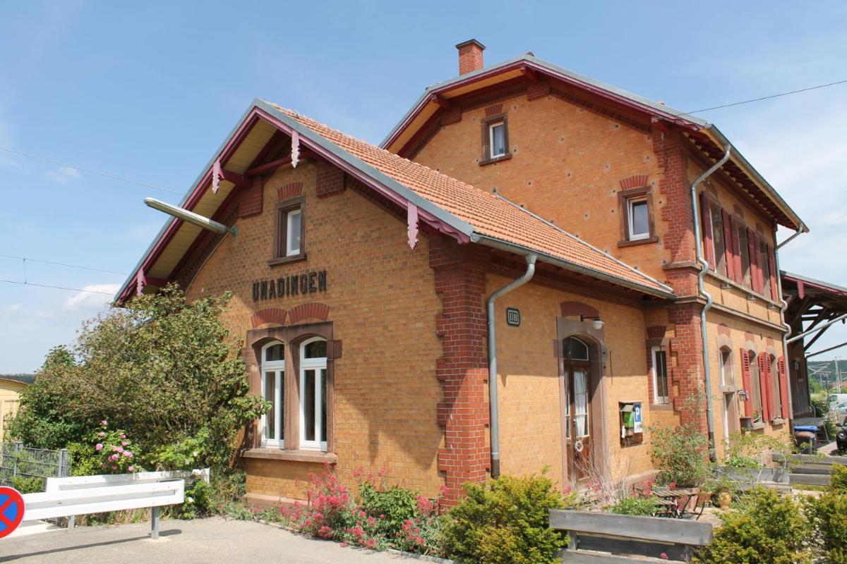Schwarzwaldbahnhof - Housity