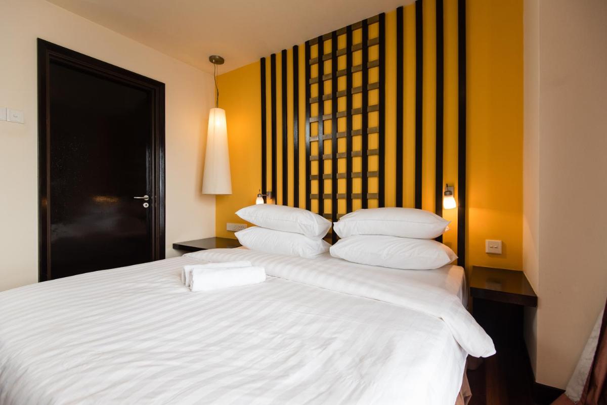 W Studio Resort Suites - Housity