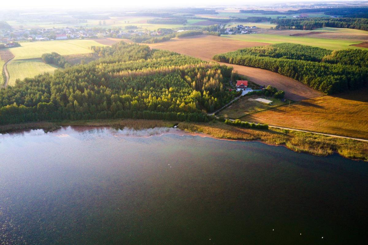 Dom na wzgórzu z widokiem na jezioro z balią i sauną - Housity