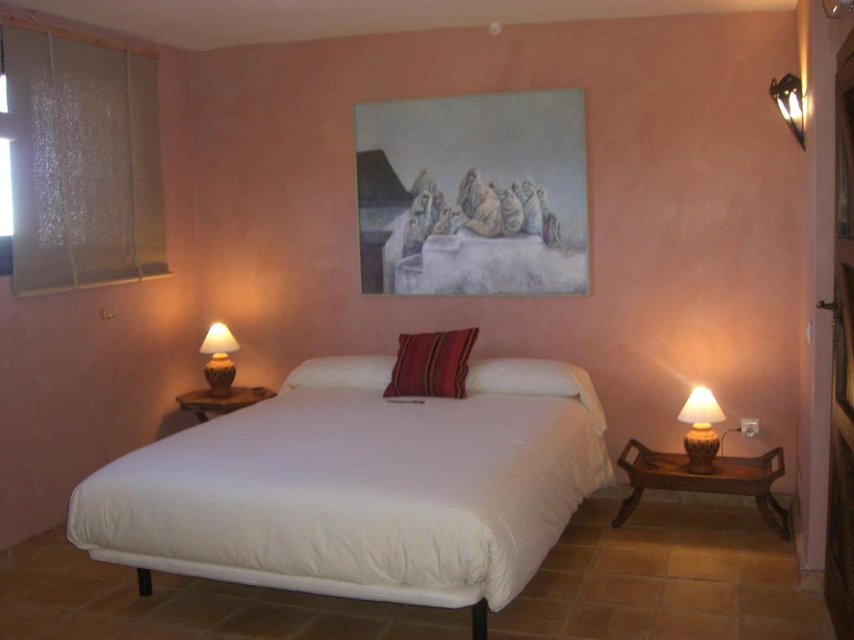 Hotel Rural La Data - Housity