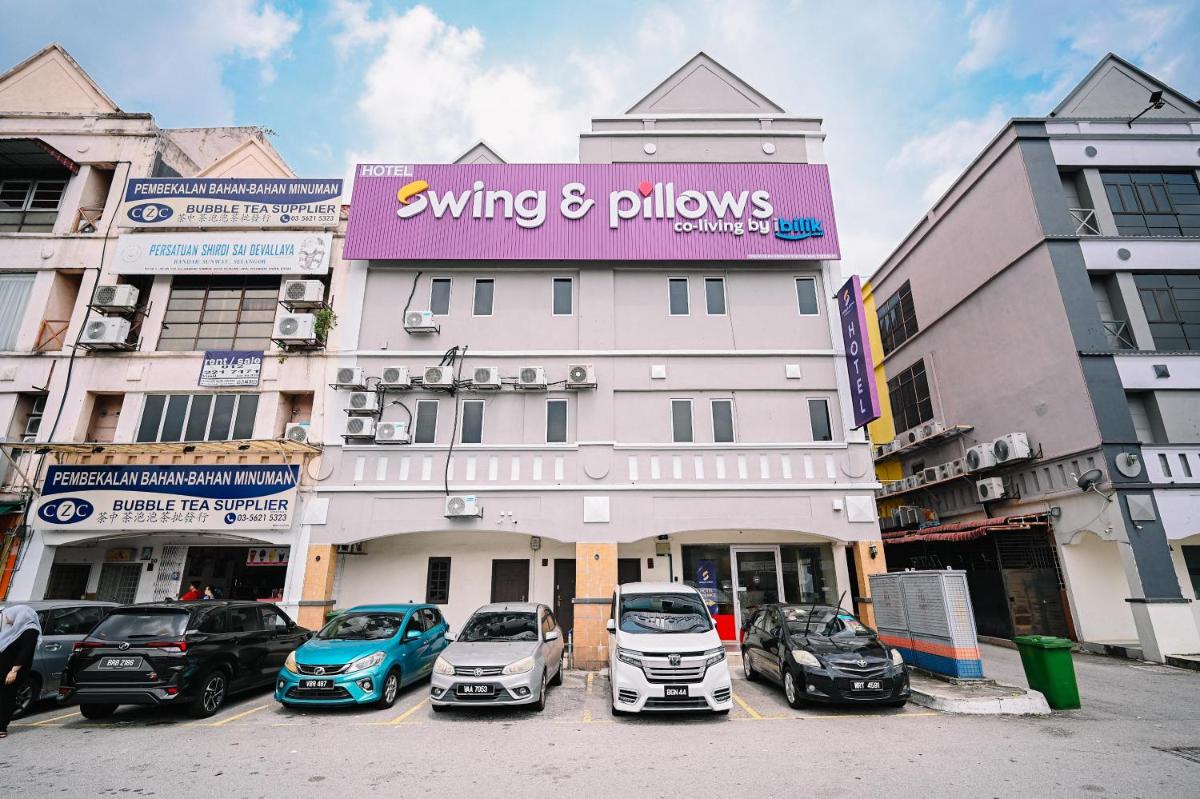 Swing & Pillows - Sunway Pyramid PJ - Housity