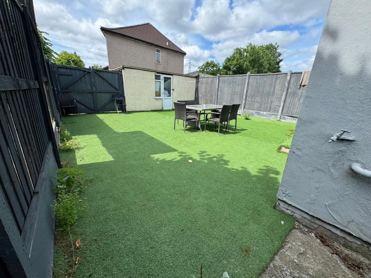 London Luxury 2Bedrooms, Reception, Garden, Apartment - Housity