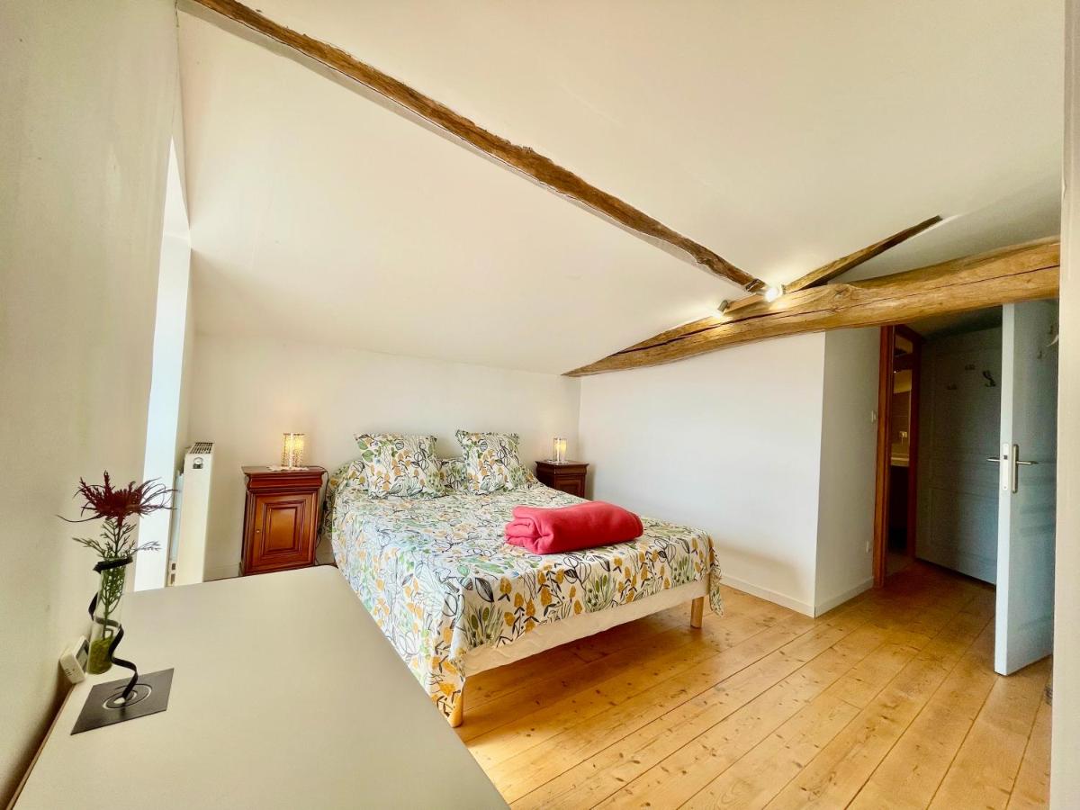 Domaine Joseph LAFARGE Wine Resort WineMaker House La maison du Vigneron - Housity