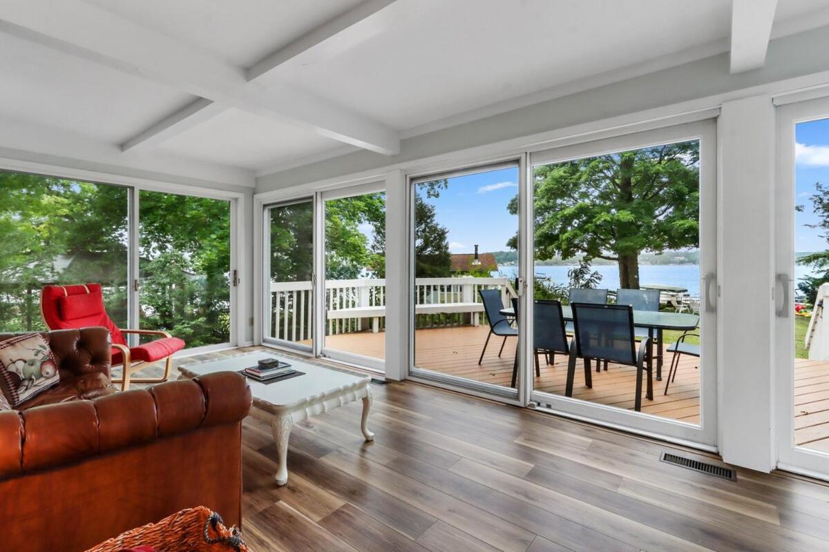 Twin Lakes Escape - Private Lake Mary Lakefront -Pier - Swim - Views Throughout - Gas Fireplace - Firepit - Housity