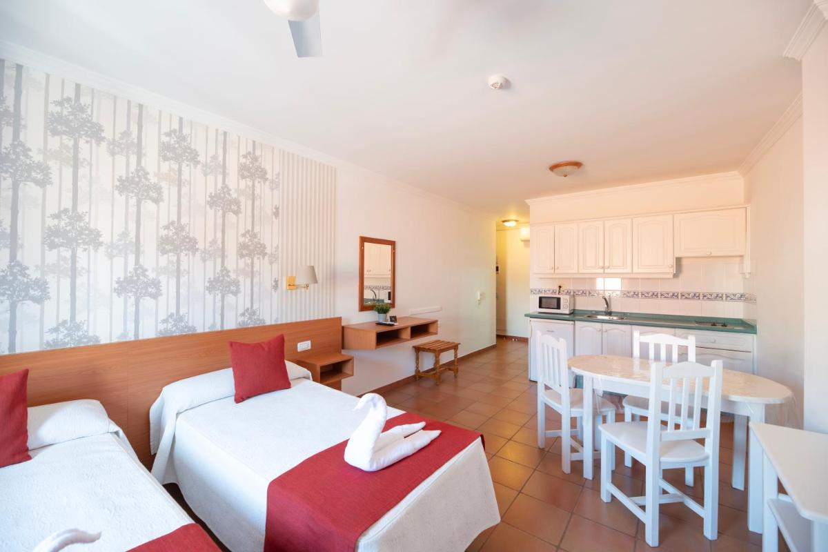Hotel Apartamentos Villa Gomera - Housity