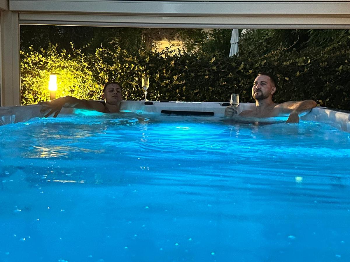 Villa delle Rose - Housity