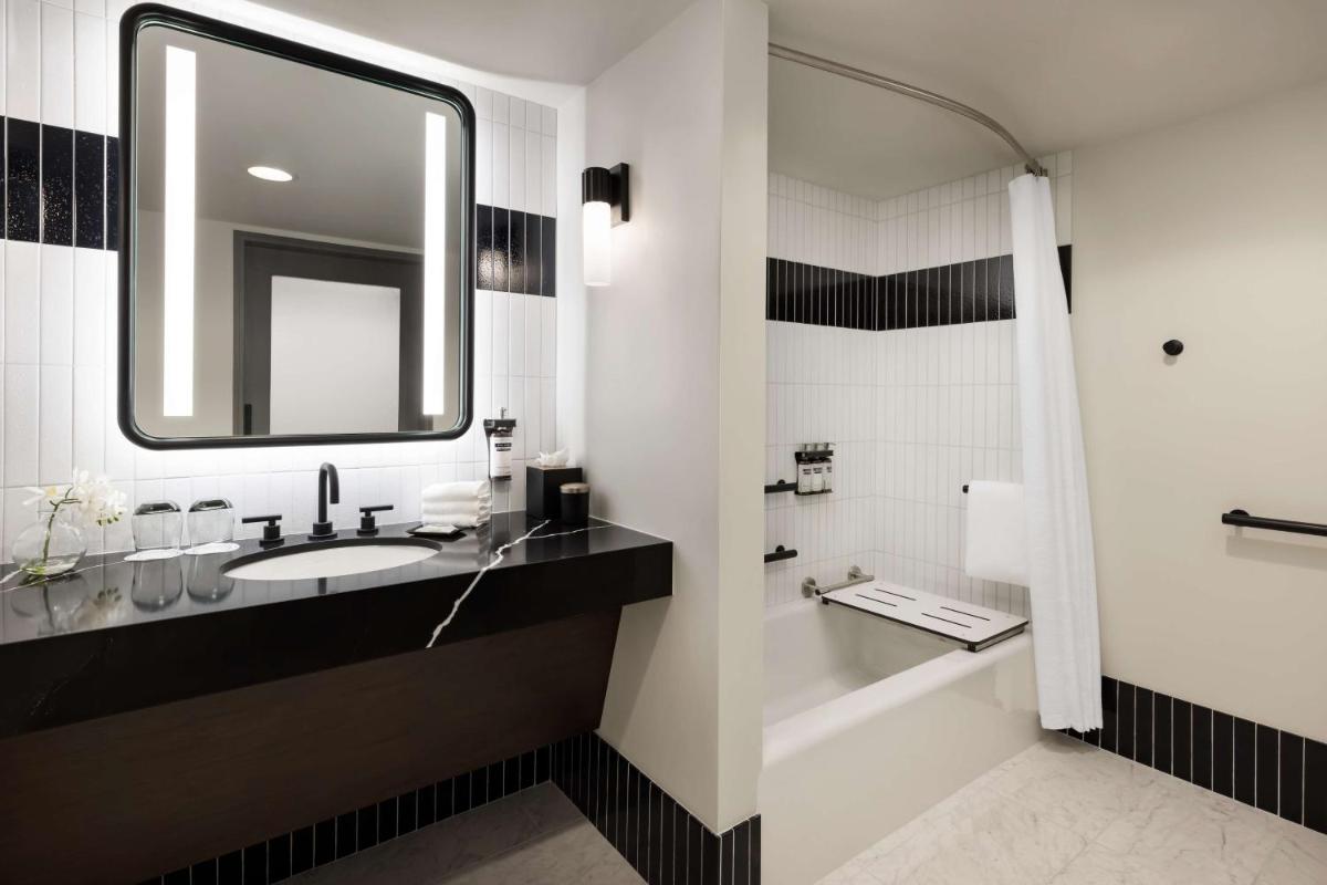 Hyatt Regency San Francisco Downtown SOMA - Housity